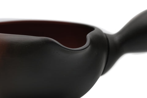 Black Red Yuzamashi - Spout close-up