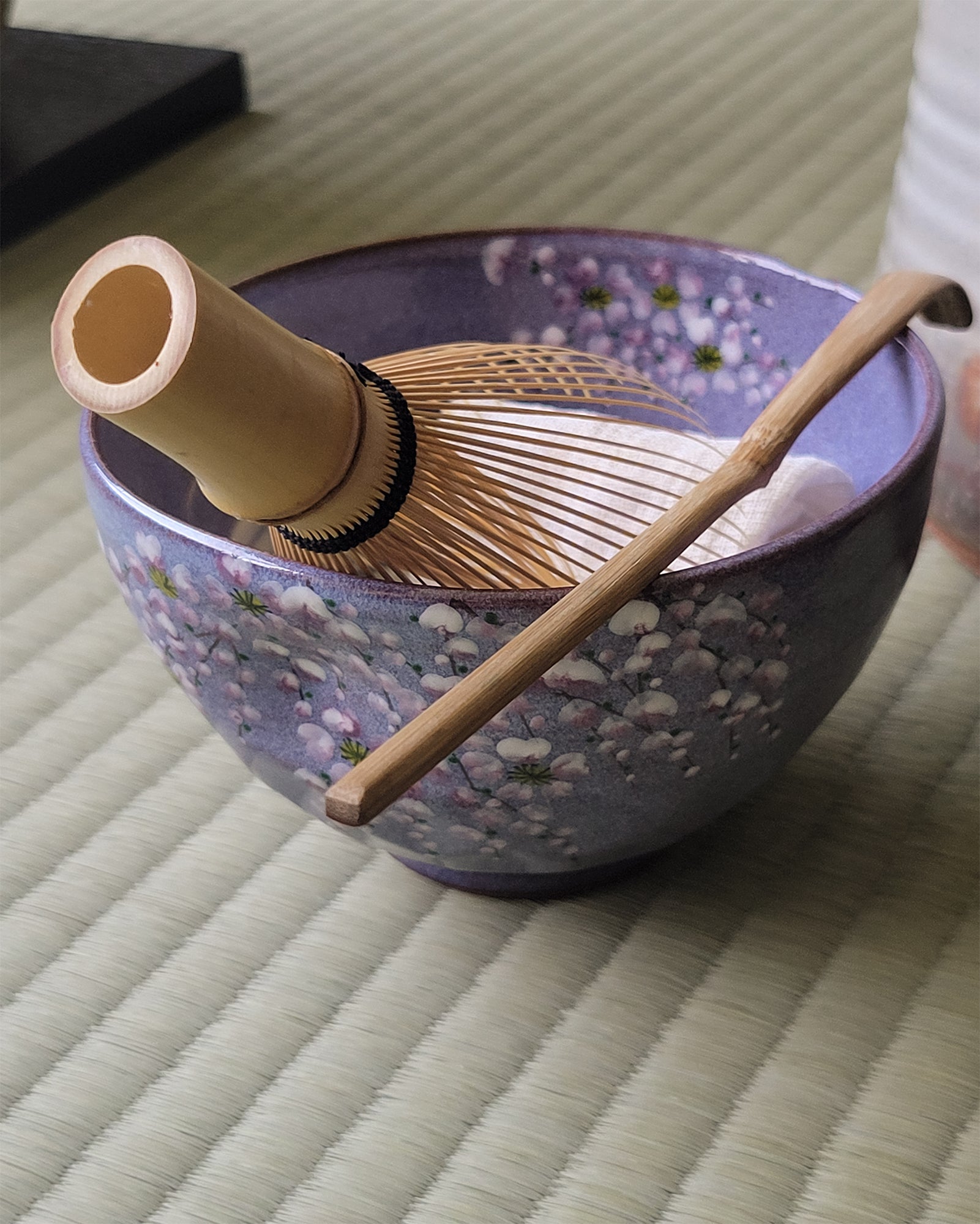 Purple Weeping Sakura Chawan – Tezumi