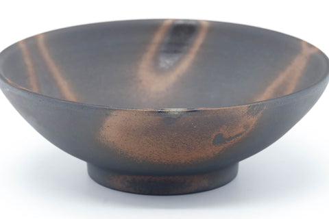 Tezumi — Japanese Matcha Bowl - Hidasuki Rice Straw Ao-Bizen Chawan - 400ml — tipped to show the interior