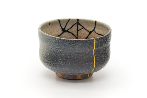 Japanese Matcha Bowl - Ash Glazed Gold Kintsugi Chawan - 550ml