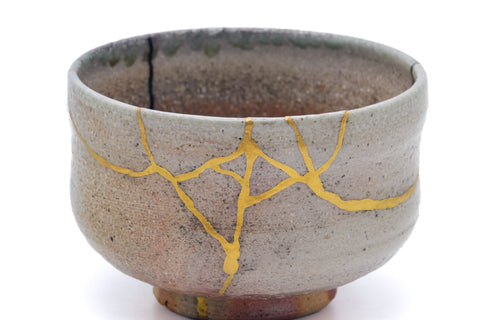 Japanese Matcha Bowl - Ash Glazed Gold Kintsugi Chawan - 550ml