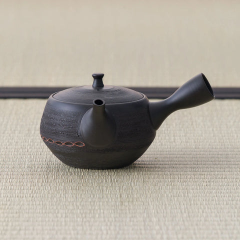 Tea Set - Shudashi Kokudei Tokoname Teapot with 5 Porcelain Teacups