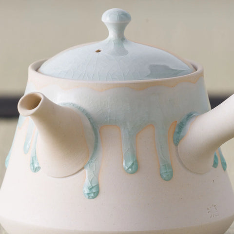 Ash-glazed Mt. Fuji Tokoname Teapot - 230ml