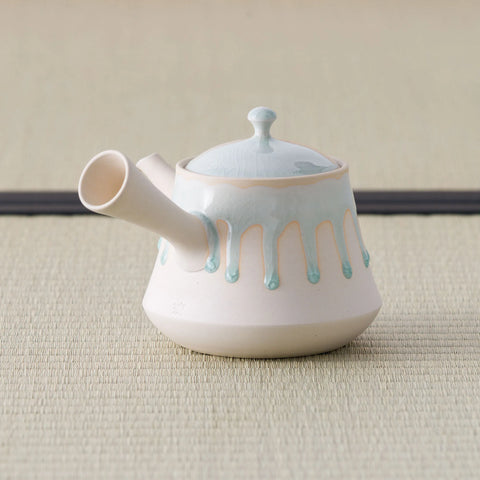 Ash-glazed Mt. Fuji Tokoname Teapot - 230ml