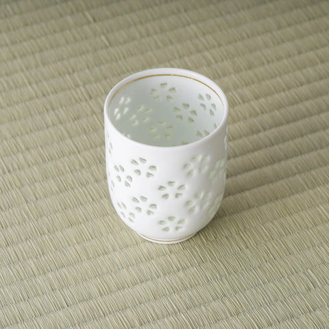 Sakura Crystal Carving Porcelain Yunomi - 190ml