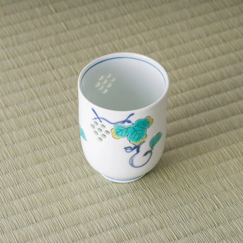 Grapes Crystal Carving Porcelain Yunomi - 190ml