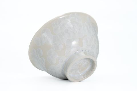 Silvery White Hanakessho Crystal Glaze Yunomi - 150ml