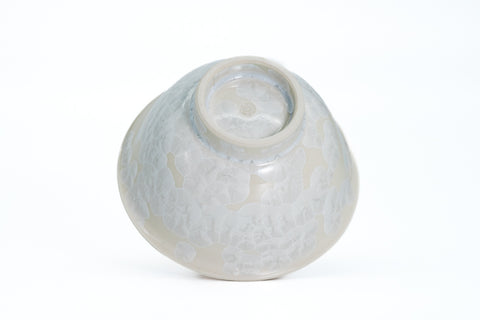 Silvery White Hanakessho Crystal Glaze Yunomi - 150ml