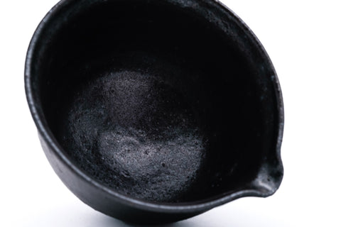 Black Matte Spouted Matcha Bowl - 150ml