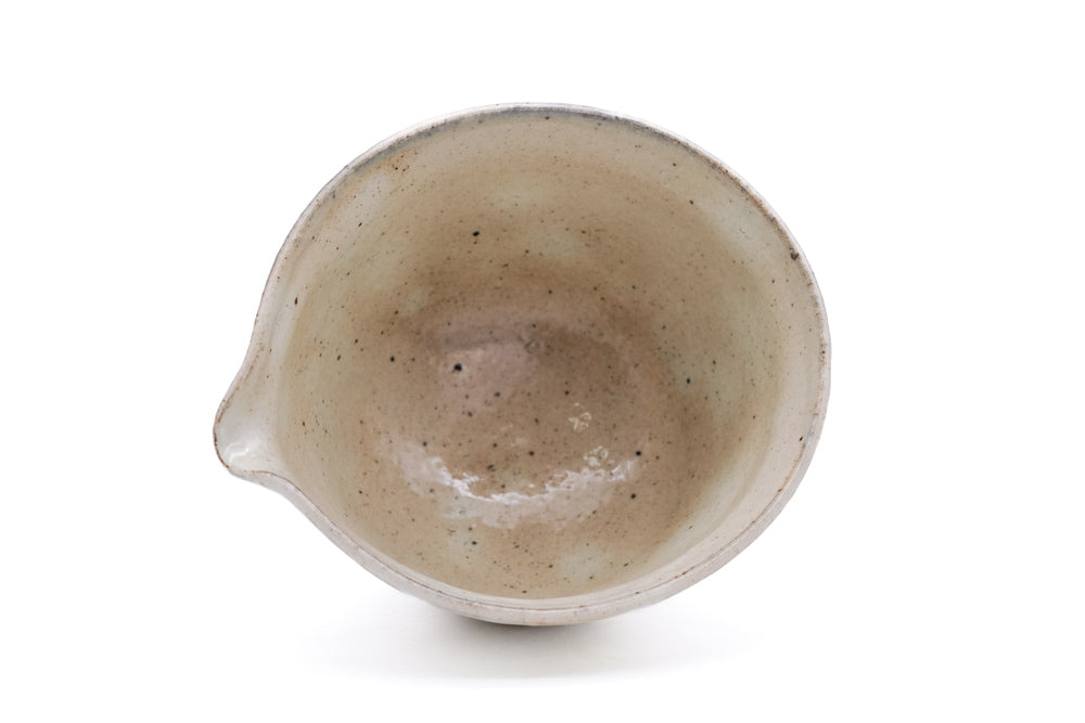 Kohiki Spouted Matcha Bowl - 150ml – Tezumi