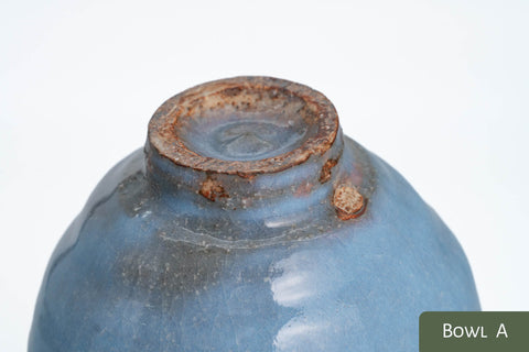 Milky Blue Hagi-yaki Ido Chawan - closeup of the bamboo-node foot and crazed glaze