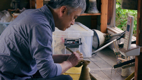 Suigetsu working with clay