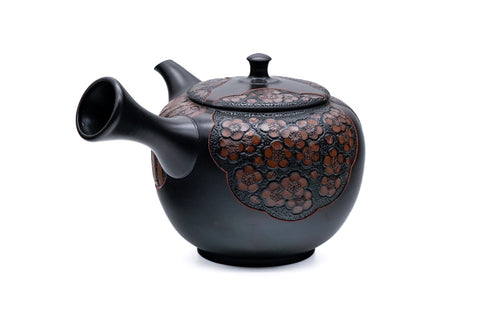 Shōchikubai Engraved Kokudei Tokoname Teapot - 250ml