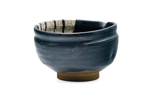 Kuro-Oribe Spouted Matcha Bowl - 350ml