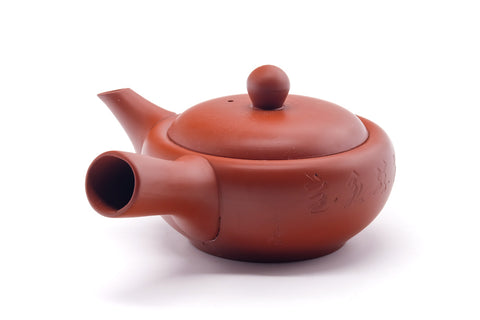 View of the teapot emphasizing the pouring spout