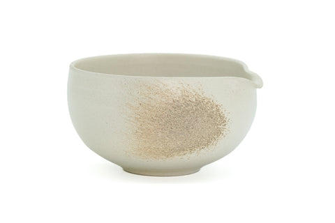 Ash-splattered Spouted Matcha Bowl