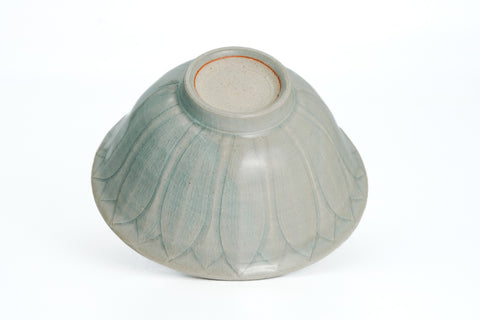 Celadon Lotus Petal Chawan