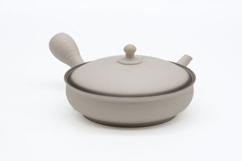 Tea Set - Flat Tokoname Kyusu with Two Gyokurowan