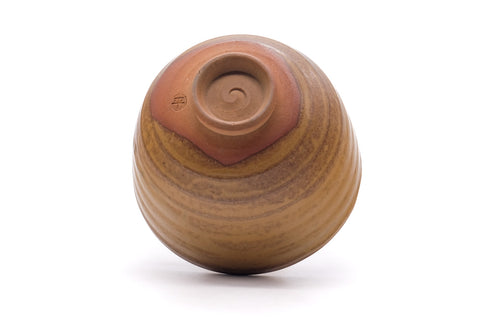 Underside of the chawan showing the foot ring and throwing rings.