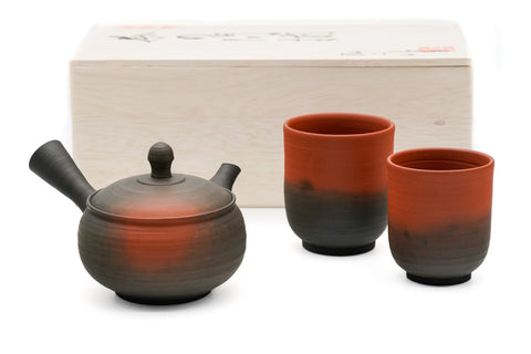 Black Red Yōhen Meoto Tokoname Tea Set