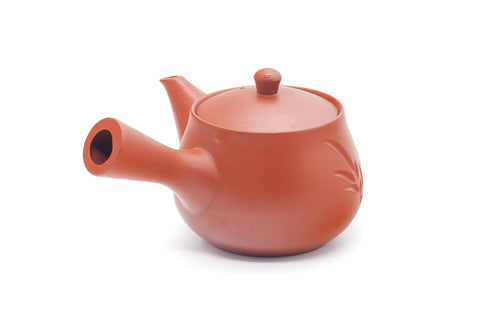 Tezumi — Japanese Kyusu - Bamboo Engraved Tokoname Teapot - 340ml — top-down view of the lid