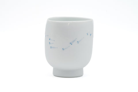 Japanese Teacup - Triangular Medaka Arita-yaki Yunomi - 180ml