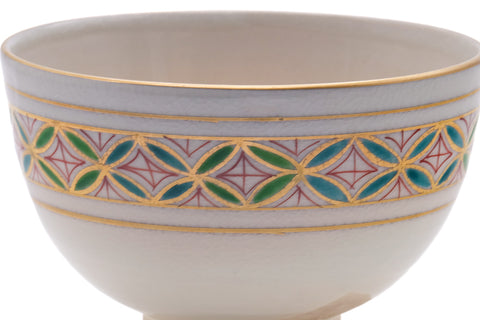 Larger front view showing the detail of the shippo interlocking-circle band.