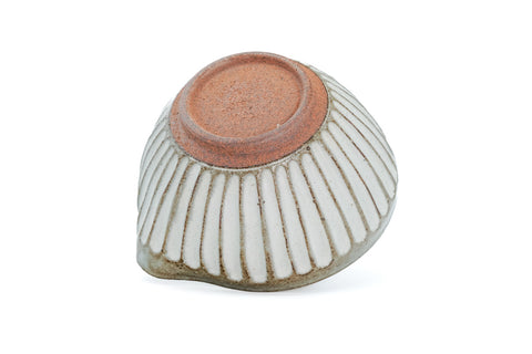 Shinogi Spouted Matcha Bowl