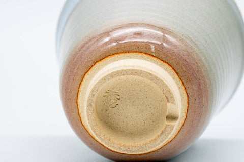 Japanese Teacups - 天鵬山 Tsubaki Kiln - Pair of Beige White Glazed Hagi-yaki Tulip-Shaped Yunomi - 120ml