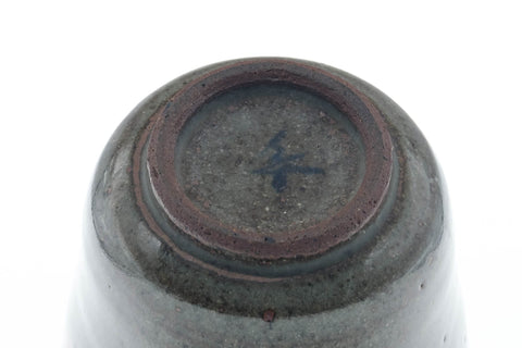 Tezumi — Japanese Teacup - Deep Green Wabi Yunomi - 215ml — inverted showing the foot ring