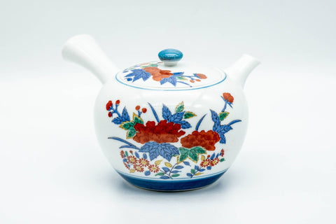 Japanese Tea Set - Floral Arita-yaki Debeso Kyusu Teapot with 5 Yunomi Teacups - teapot from above showing the floral lid
