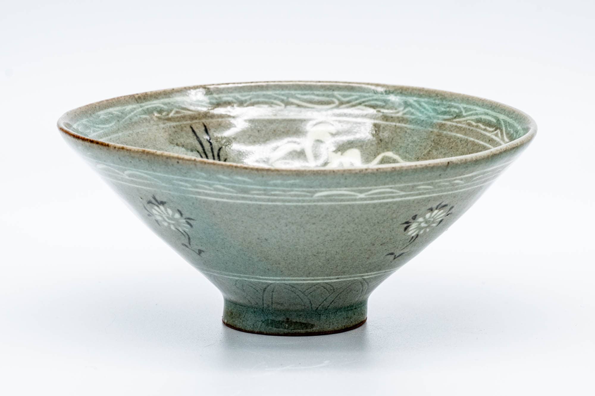 Korean Matcha Bowl - 한만기/韓萬亀 Han Man-Ki - Floral Unkaku