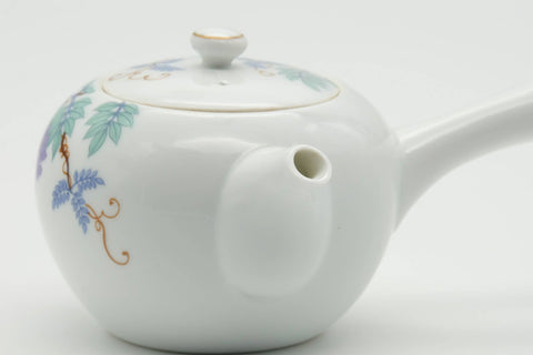 Japanese Kyusu - Floral White Porcelain Arita-yaki Teapot - 250ml