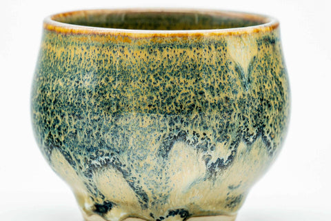 Close-up of the body detailing the streaked hare's-fur drip glaze.