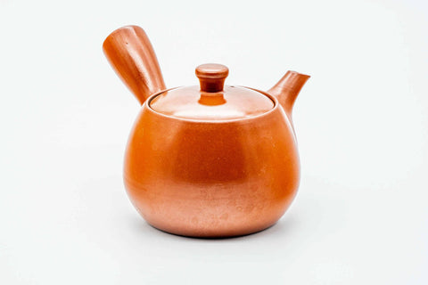 Red shudei Tokoname kyusu, front view with the spout facing forward