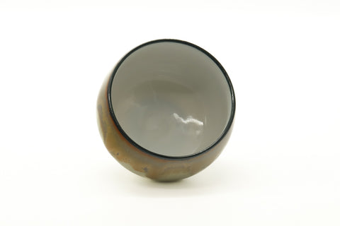 Tezumi — Japanese Teacup - White Yellow Brown Drip-glazed Yunomi - 175ml — three-quarter view