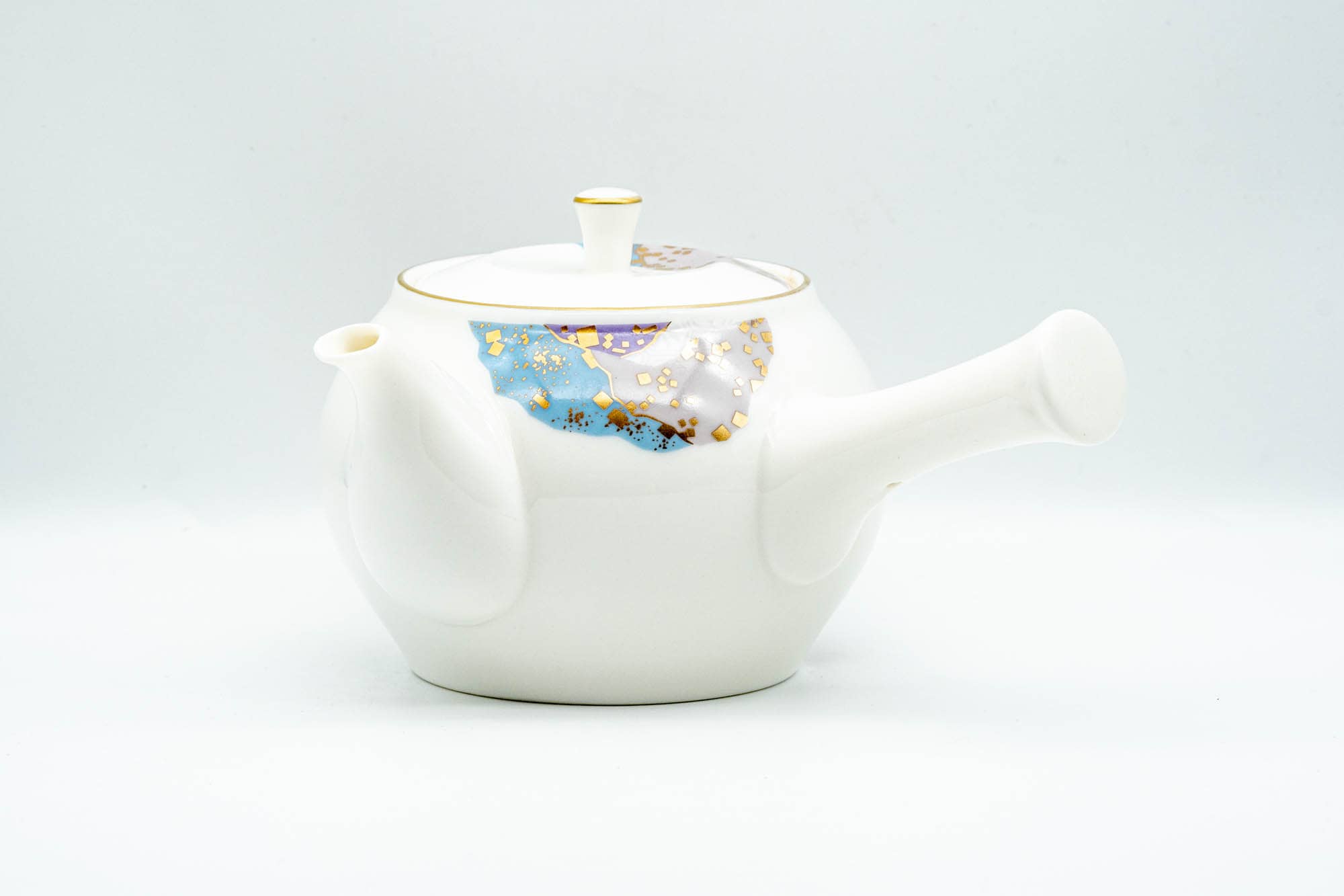 Japanese Kyusu - Wavy Decorated Porcelain Arita-yaki Debeso Teapot - 400ml