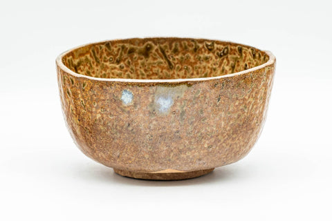 Japanese Matcha Bowl - Yellow White Drip-Glazed Shigaraki-yaki Chawan - 300ml - side view of the glazed bowl