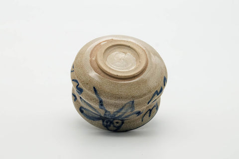 Tezumi — Japanese Teacup - Dragonfly Spiraling Yunomi - 200ml — top-down view of the interior