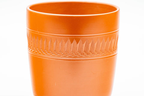 Tezumi — Japanese Teacups - Set of 5 Red Shudei Tochiri Engraved Tokoname-yaki Yunomi - 110ml — inverted showing the foot ring