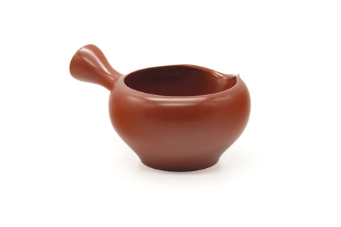 Tezumi — Japanese Yuzamashi - Smooth Red Shudei Water Cooler - 410ml — top-down view of the interior