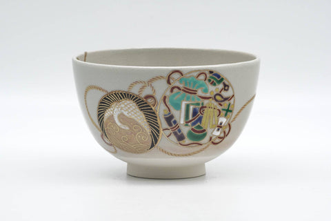 Tezumi — Japanese Matcha Bowl - Decorated Geometric Ornaments Kyo-yaki Chawan - 250ml — front view from another angle