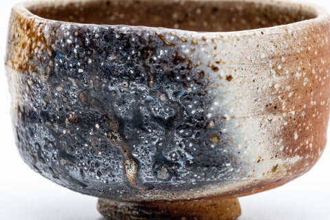 Japanese Matcha Bowl - 喜山 Kiyama - Ash Glazed Shigaraki-yaki Chawan - 300ml