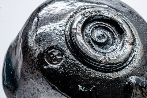 Japanese Matcha Bowl - 手 Classic Black Faceted Kuro-Raku Chawan - 300ml