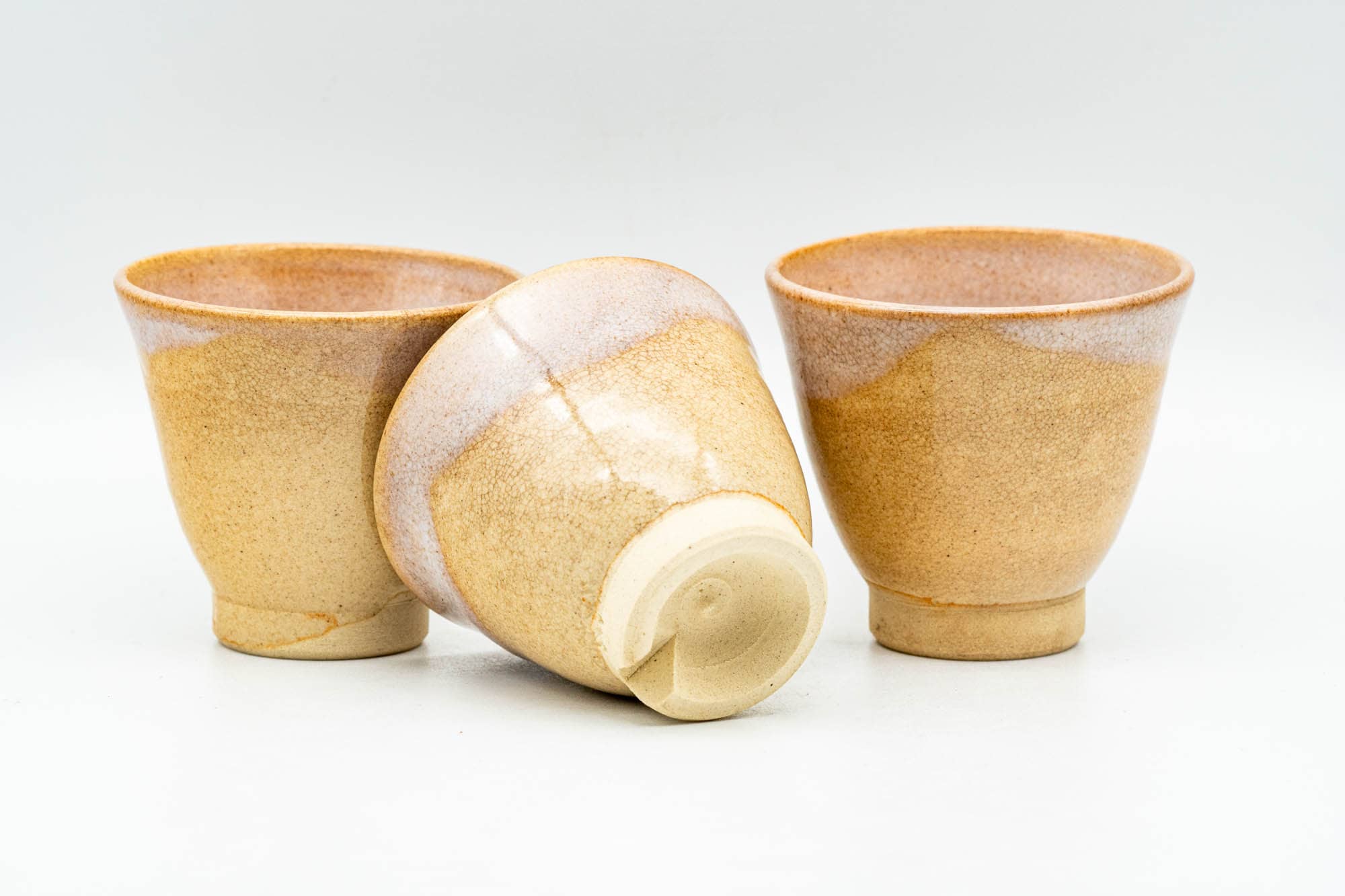 Japanese Teacups Hagi-yaki Guinomi - Thumbnail 3