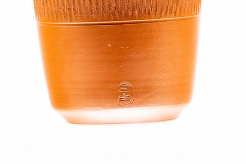 Tezumi — Japanese Teacups - Set of 5 Red Shudei Tochiri Engraved Tokoname-yaki Yunomi - 110ml — closeup of the glaze