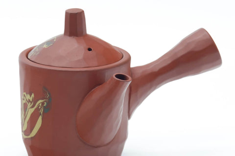 Overhead view showing the lid and side handle.