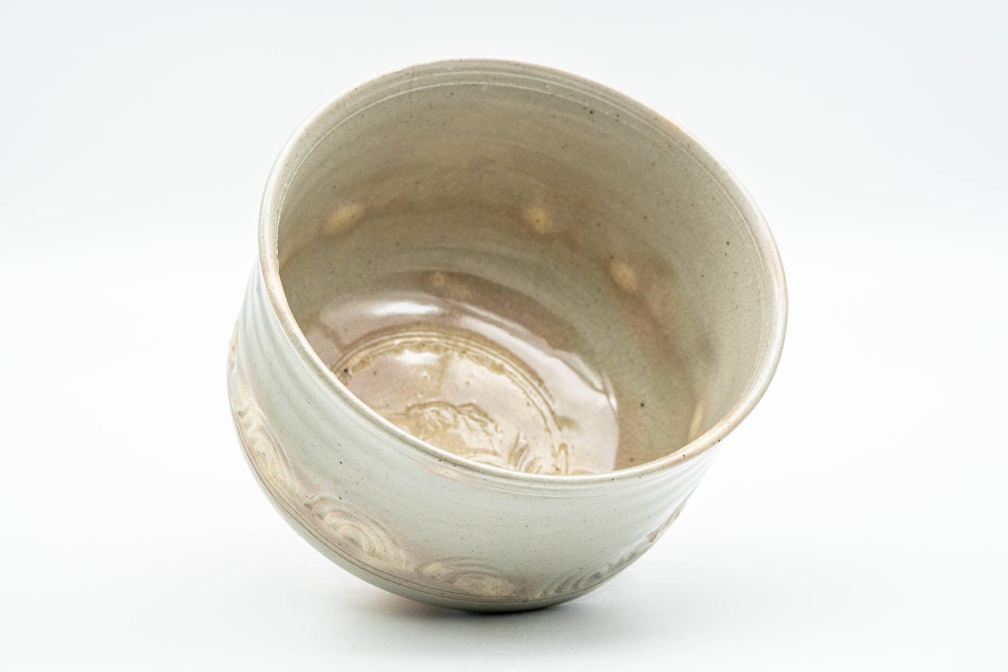 Japanese Matcha Bowl - 香雲 Miyagawa Kouun - Wave Engraved Kyo-yaki Dojimari-gata Chawan - 350ml - Tezumi