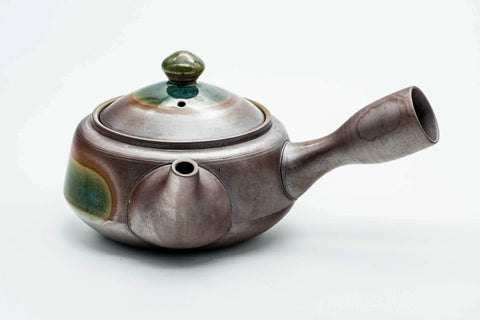 Front view of the green-banded kyusu, lid on.