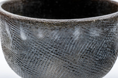 Japanese Matcha Bowl - 手 Grey Kushime Raku-yaki Wan-nari Chawan - 350ml